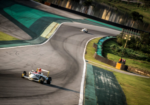 Vencedor em Interlagos, Rafael Grasti comemora evolução na Fórmula Academy Sudamericana